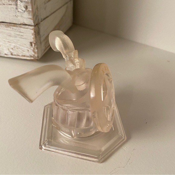 Disney Infinity 1.0 Lone Ranger Playset Crystal Game Piece - Picture 3 of 16